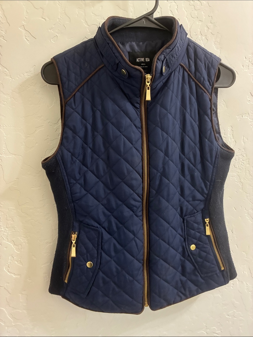 Active USA Quilted Navy Blue Vest with Gold Hardware